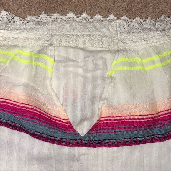 BAN.JARA Embroidered Off Shoulder Festival Top – M - Picture 3 of 5